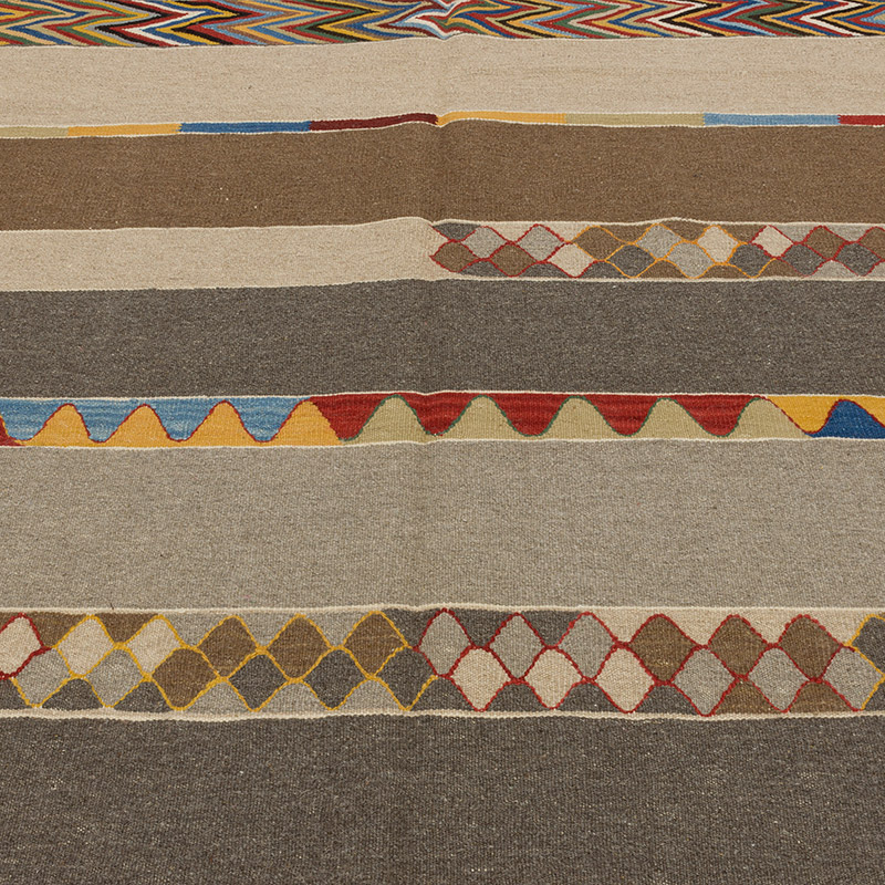 New Handwoven Turkish Kilim Rug - 5' 9" x 8' 2" (69" x 98") - K0089272