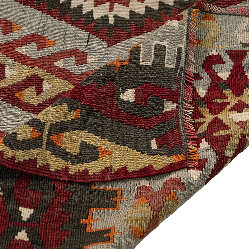 Vintage Esme Kilim Rug - 4' 11" x 8' 2" (59" x 98") - K0089478