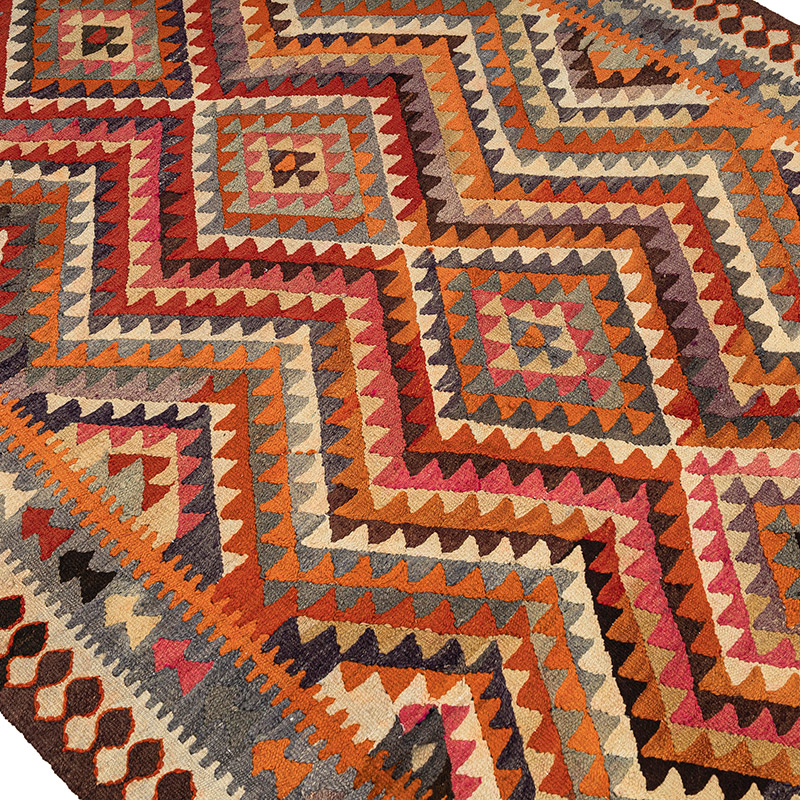 Vintage Anatolian Kilim Rug - 5' 5" x 9' 4" (65" x 112") - K0089479