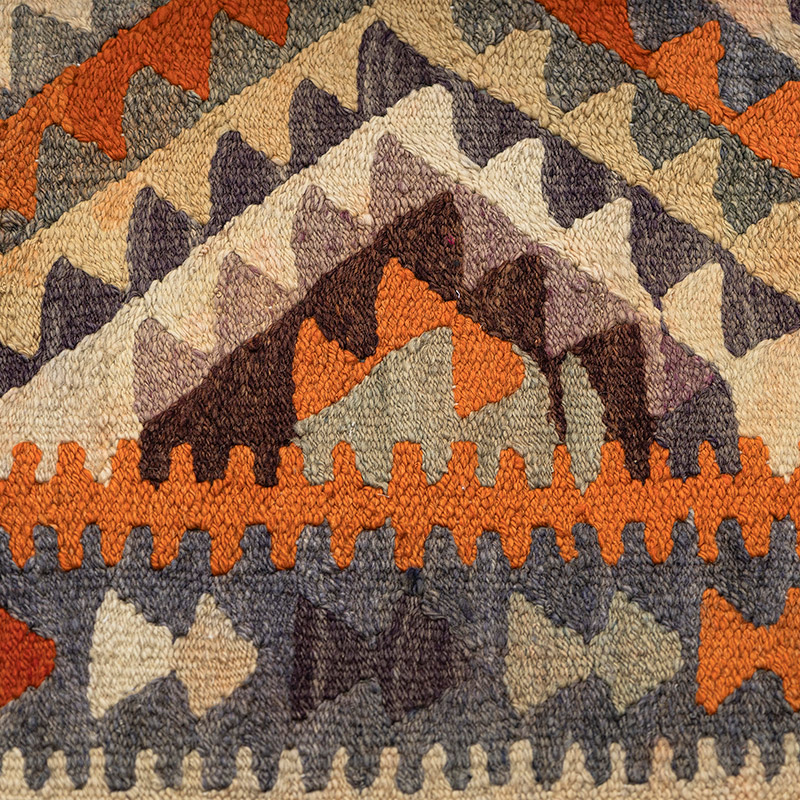 Vintage Anatolian Kilim Rug - 5' 5" x 9' 4" (65" x 112") - K0089479