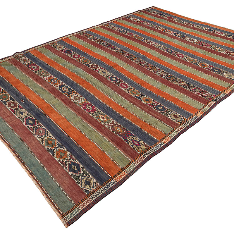 Vintage Sivas Kilim Rug - 6' 8" x 10'  (80" x 120") - K0089482