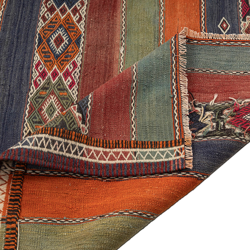 Vintage Sivas Kilim Rug - 6' 8" x 10'  (80" x 120") - K0089482