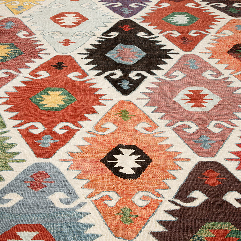 New Turkish Handwoven Kilim Rug - 5' 10" x 9'  (70" x 108") - K0089510