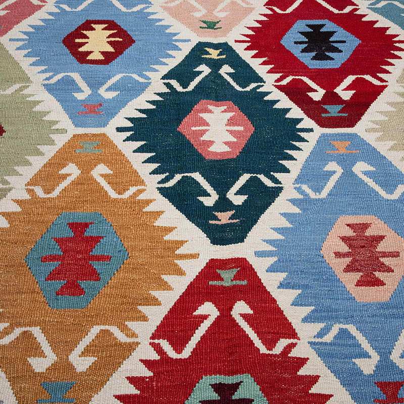 New Turkish Handwoven Kilim Rug - 4' 1" x 6'  (49" x 72") - K0089522