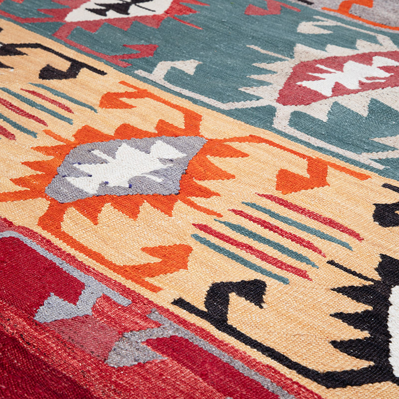 New Turkish Handwoven Kilim Rug - 3' 11" x 5' 11" (47" x 71") - K0089545