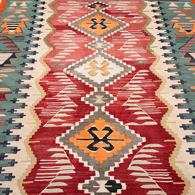 New Turkish Handwoven Kilim Rug - 3' 11" x 5' 9" (47" x 69") - K0089549