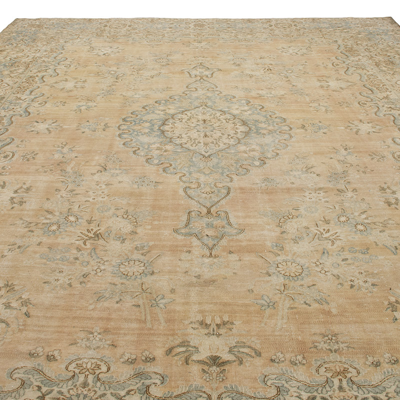 Vintage Hand-Knotted Oriental Rug - 9' 6" x 13' 7" (114" x 163") - K0089556