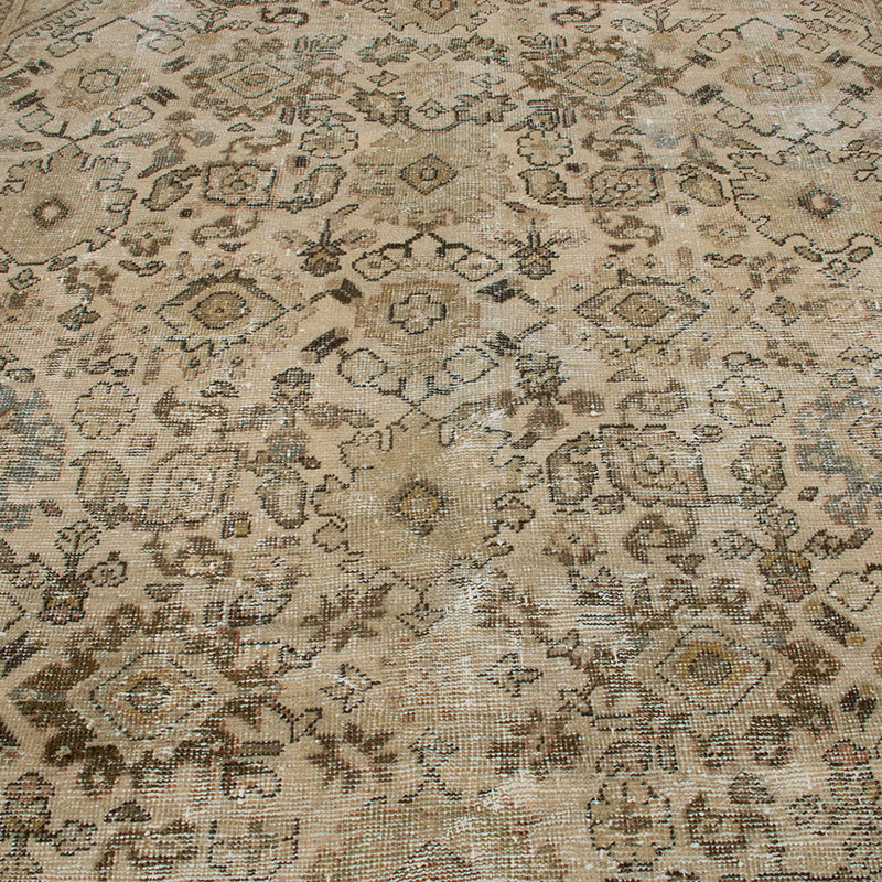 Vintage Hand-Knotted Oriental Rug - 7' 5" x 10' 2" (89" x 122") - K0089558