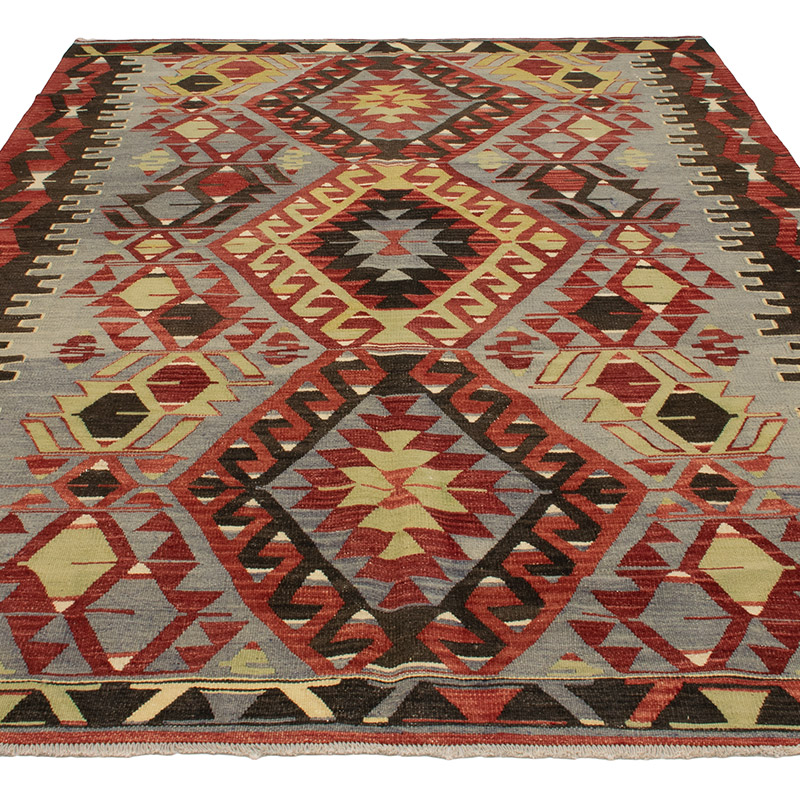 Vintage Turkish Kilim Rug - 5' 10" x 8' 8" (70" x 104") - K0089590