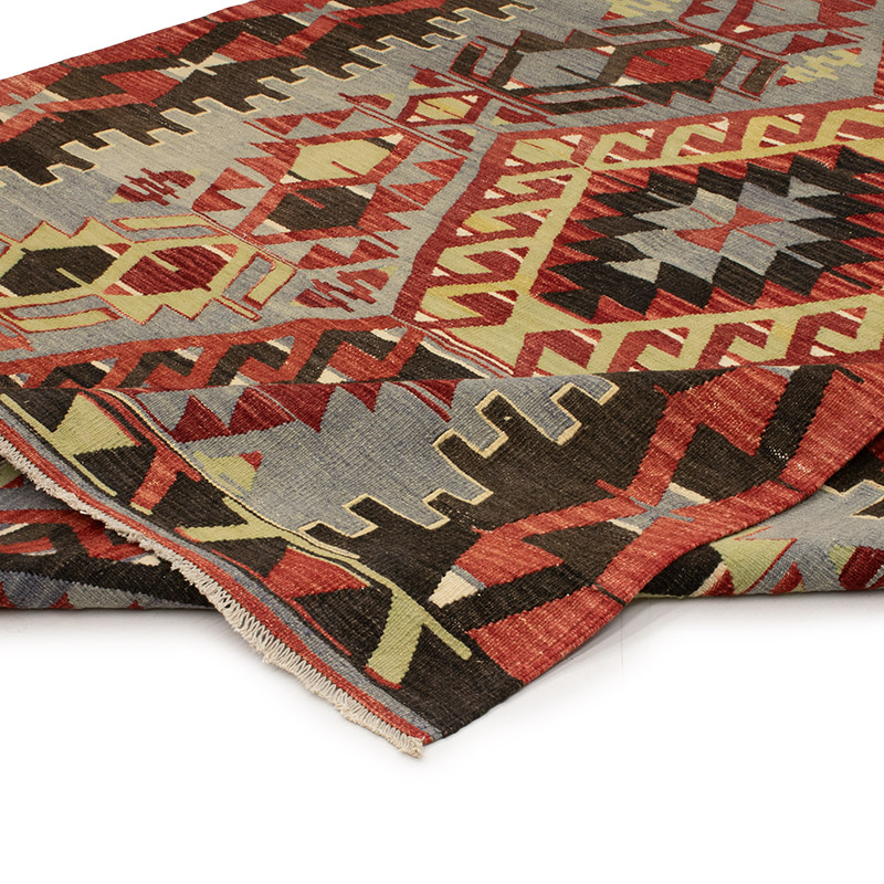 Vintage Turkish Kilim Rug - 5' 10" x 8' 8" (70" x 104") - K0089590