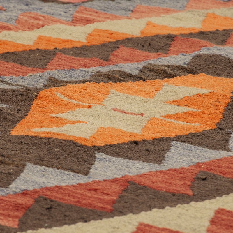 Vintage Turkish Kilim Rug - 5' 4" x 9'  (64" x 108") - K0089604
