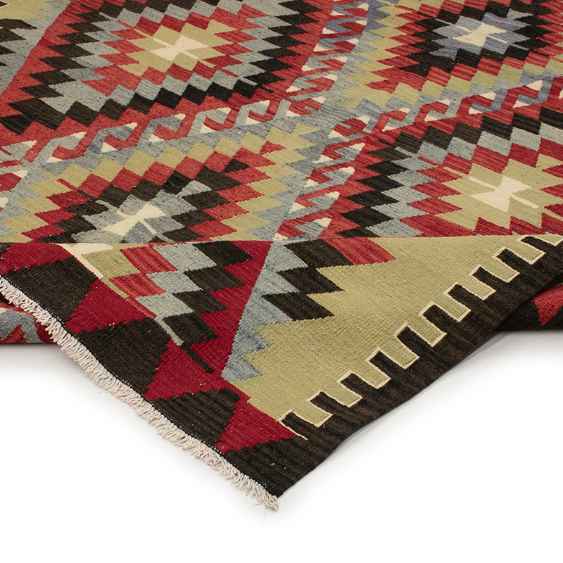 Vintage Turkish Kilim Rug - 6' 1" x 9' 6" (73" x 114") - K0089605