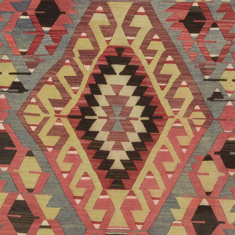 Vintage Turkish Kilim Rug - 5' 2" x 8' 7" (62" x 103") - K0089606