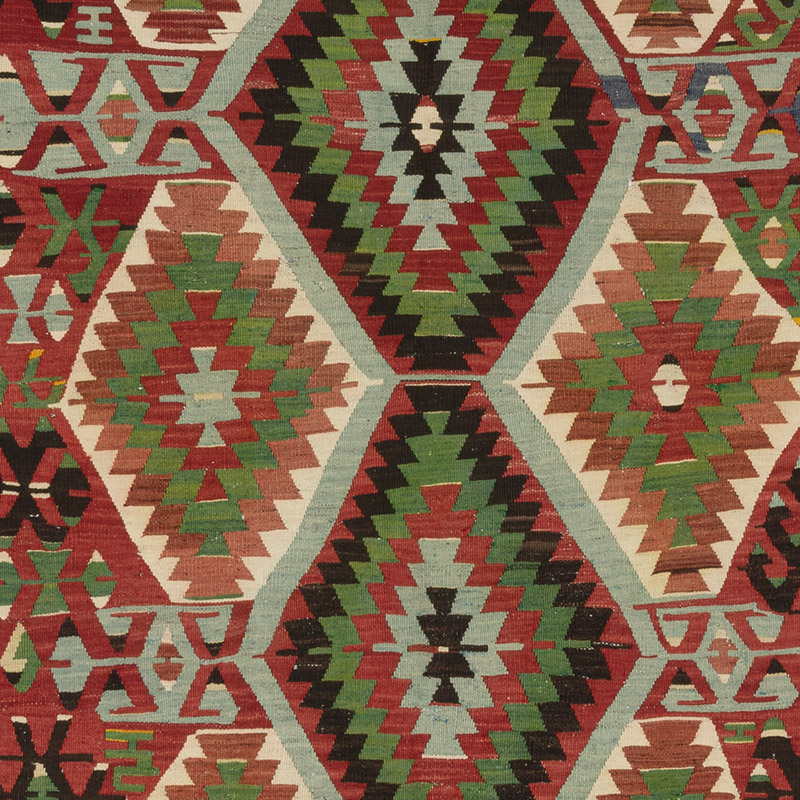 Vintage Turkish Kilim Rug - 5' 1" x 10' 1" (61" x 121") - K0089607