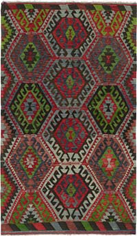 Vintage Turkish Kilim Rug - 5' 7" x 9' 7" (67" x 115")