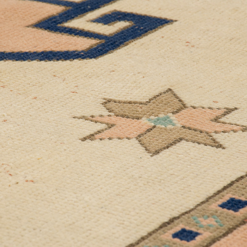 Vintage Turkish Hand-Knotted Rug - 4' 11" x 6' 11" (59" x 83") - K0089686