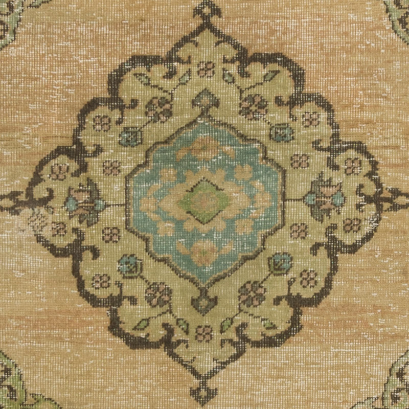 Vintage Turkish Hand-Knotted Runner - 2' 8" x 9' 1" (32" x 109") - K0089693
