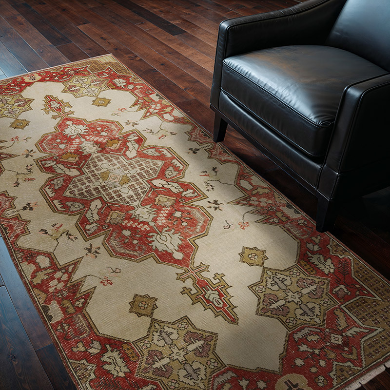 Vintage Turkish Hand-Knotted Rug - 3' 8" x 6' 9" (44" x 81") - K0089695