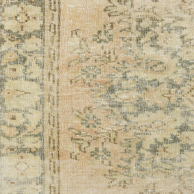 Vintage Turkish Hand-Knotted Runner - 2' 7" x 8' 5" (31" x 101") - K0089730