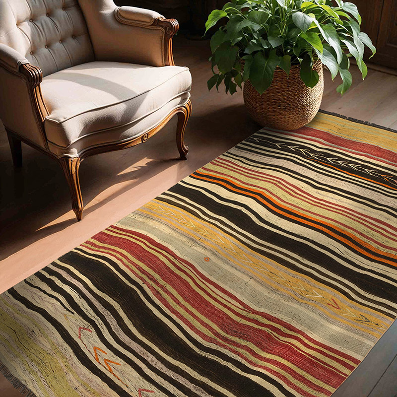 Vintage Anatolian Kilim Rug - 4' 7" x 7' 1" (55" x 85") - K0089762