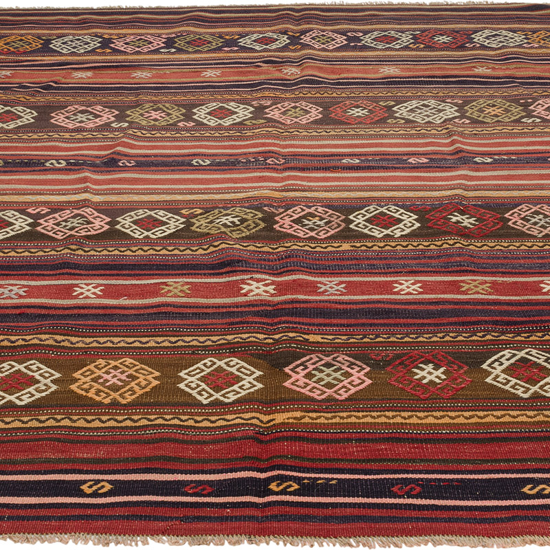 Vintage Turkish Kilim Rug - 5' 5" x 7' 3" (65" x 87") - K0089766