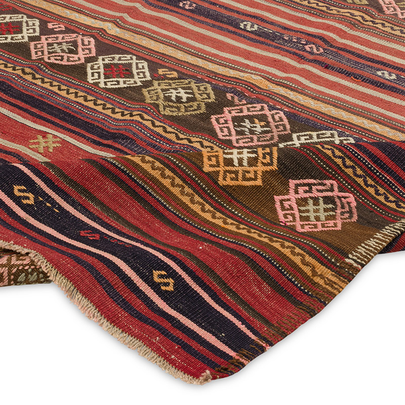 Vintage Turkish Kilim Rug - 5' 5" x 7' 3" (65" x 87") - K0089766