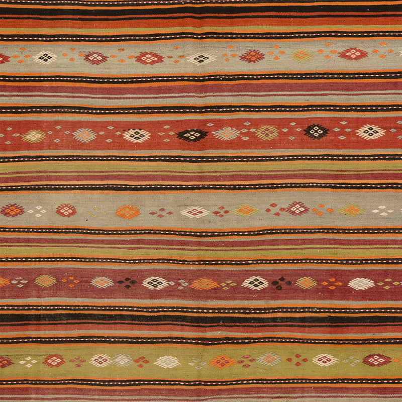 Vintage Turkish Kilim Rug - 6' 2" x 9' 4" (74" x 112") - K0089771