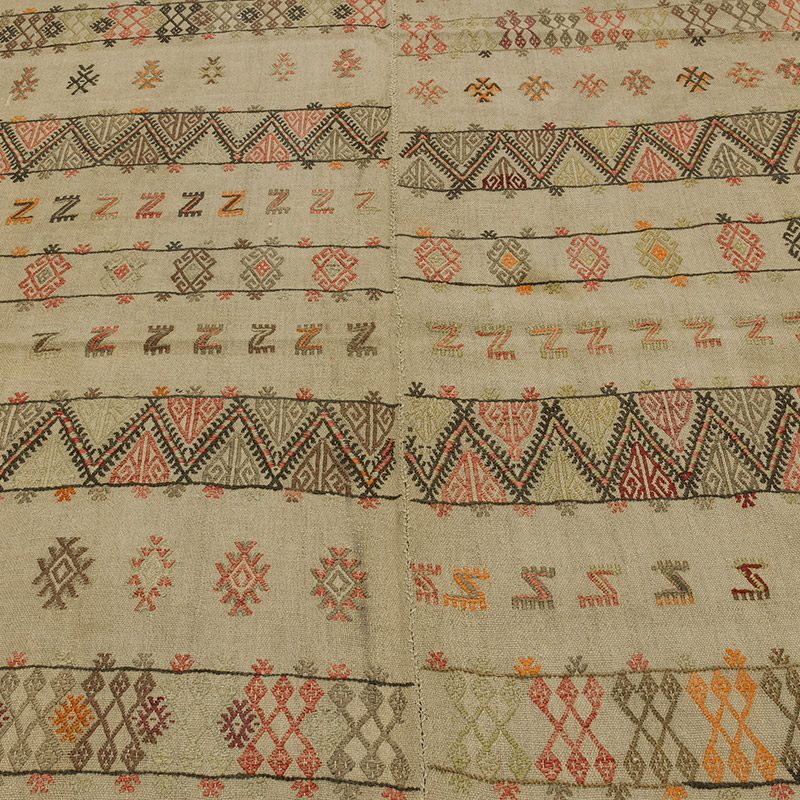 Vintage Turkish Kilim Rug - 4' 9" x 8' 8" (57" x 104") - K0089775