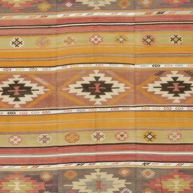 Vintage Manisa Kilim Rug - 5' 11" x 9' 7" (71" x 115") - K0089793