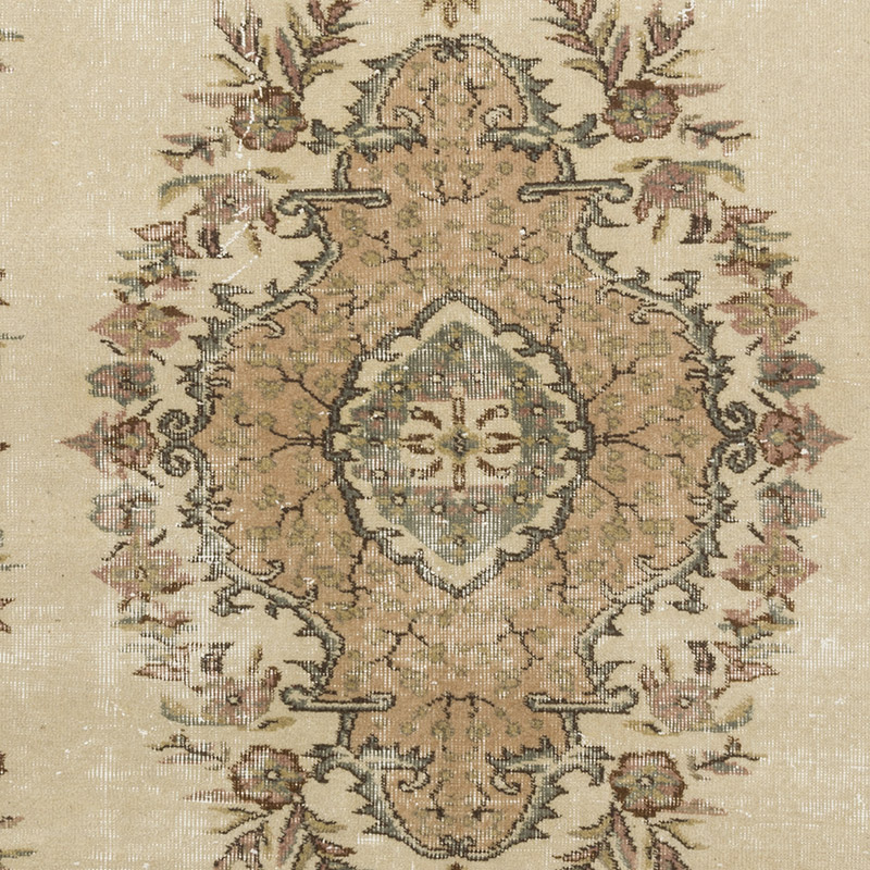 Vintage Turkish Hand-Knotted Rug - 5' 4" x 8' 11" (64" x 107") - K0089810
