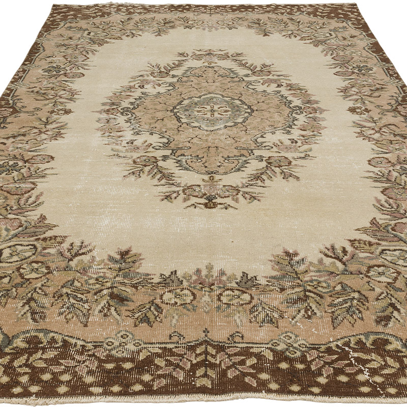 Vintage Turkish Hand-Knotted Rug - 5' 4" x 8' 11" (64" x 107") - K0089810