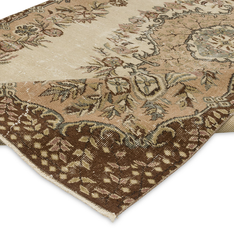 Vintage Turkish Hand-Knotted Rug - 5' 4" x 8' 11" (64" x 107") - K0089810