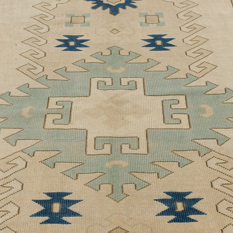 Vintage Turkish Hand-Knotted Rug - 5' 7" x 6' 8" (67" x 80") - K0089822