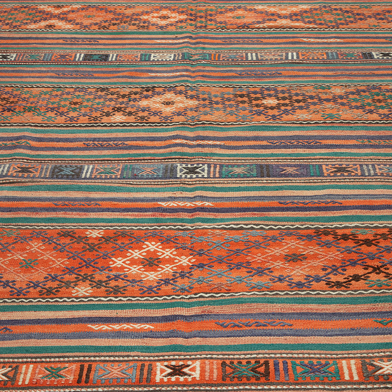 Vintage Manisa Kilim Rug - 5' 8" x 8' 10" (68" x 106") - K0089900