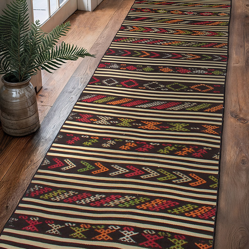 Vintage Anatolian Kilim Runner - 2' 7" x 11' 1" (31" x 133") - K0089908