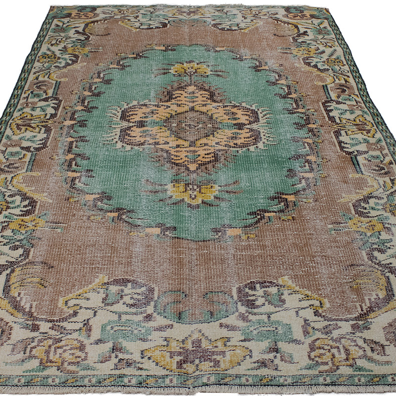 Vintage Turkish Hand-Knotted Rug - 5' 3" x 8' 5" (63" x 101") - K0089977
