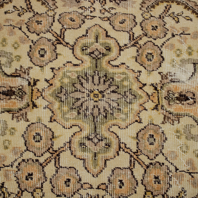 Vintage Turkish Hand-Knotted Rug - 5' 7" x 8' 6" (67" x 102") - K0089979