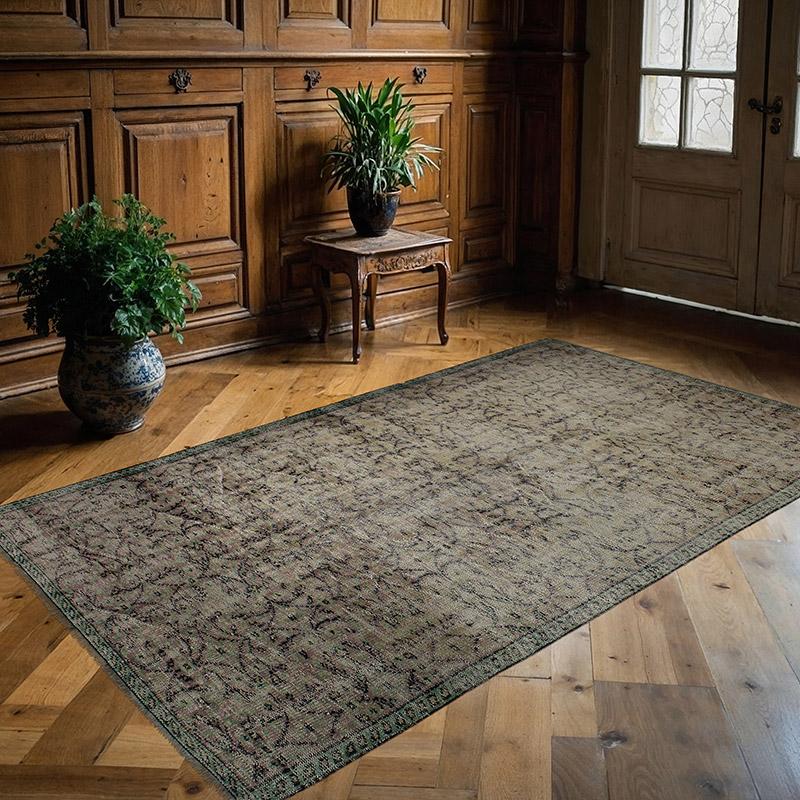 Vintage Turkish Hand-Knotted Rug - 5' 1" x 8' 6" (61" x 102") - K0089980