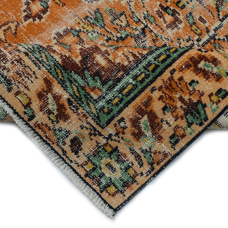 Vintage Turkish Hand-Knotted Rug - 5' 1" x 7' 10" (61" x 94") - K0089984