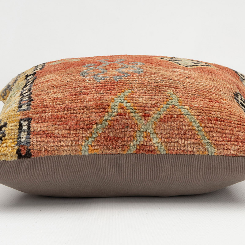 Turkish Pillow Cover - 1' 4" x 1' 4" (16" x 16") - K0090009
