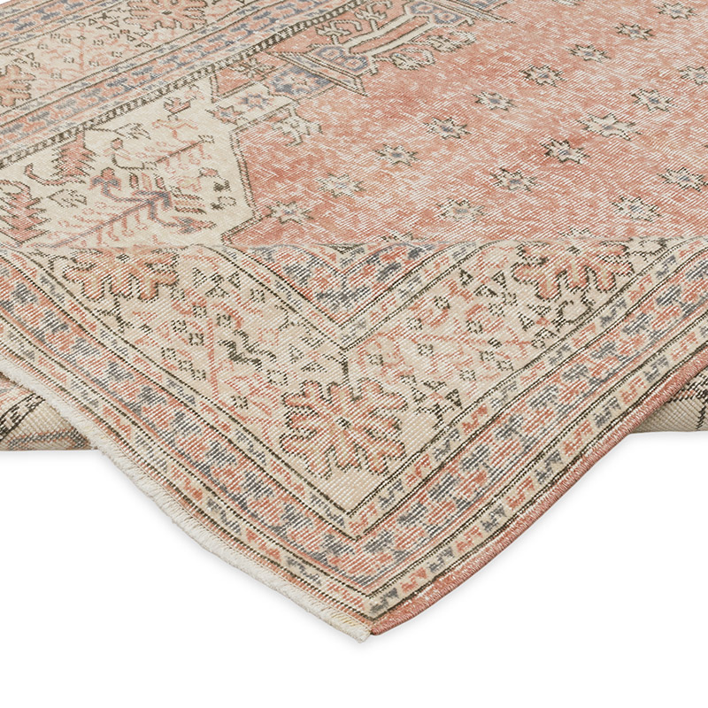 Vintage Turkish Hand-Knotted Rug - 5' 2" x 7' 9" (62" x 93") - K0090591