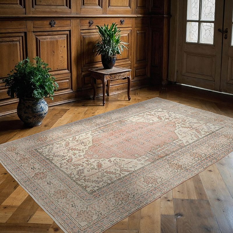 Vintage Turkish Hand-Knotted Rug - 5' 2" x 7' 9" (62" x 93") - K0090591