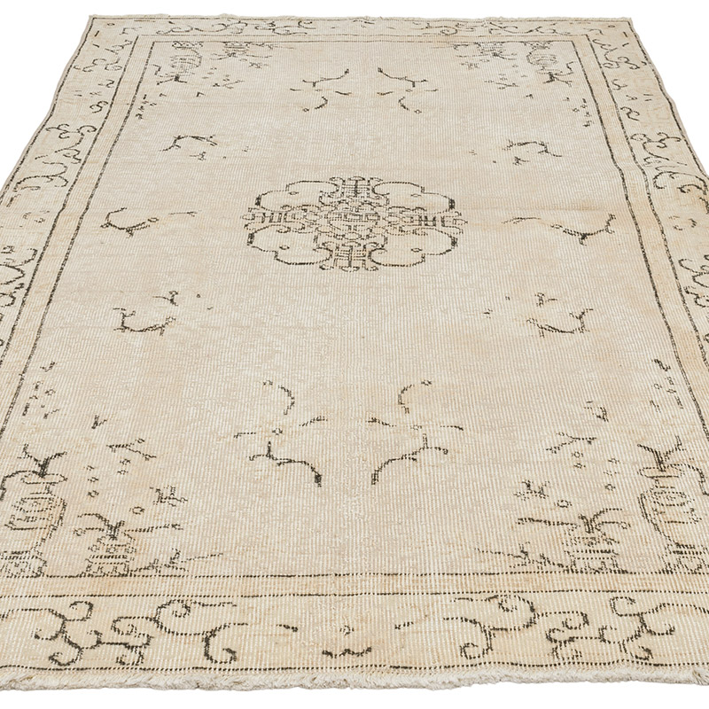 Vintage Turkish Hand-Knotted Rug - 3' 11" x 7'  (47" x 84") - K0090619
