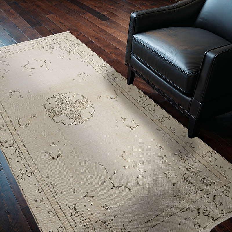 Vintage Turkish Hand-Knotted Rug - 3' 11" x 7'  (47" x 84") - K0090619