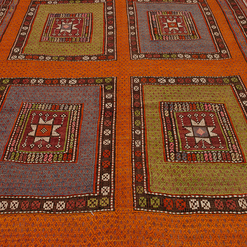 Vintage Fethiye Jijim Rug - 6' 2" x 11' 8" (74" x 140") - K0090639