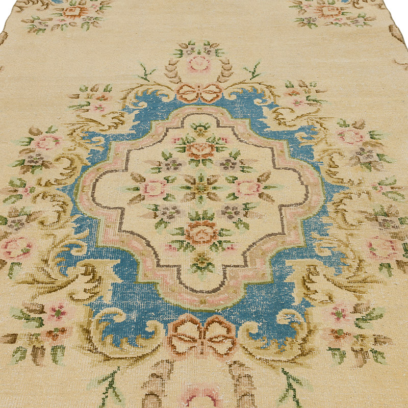 Vintage Turkish Hand-Knotted Rug - 5' 1" x 10' 8" (61" x 128") - K0090757