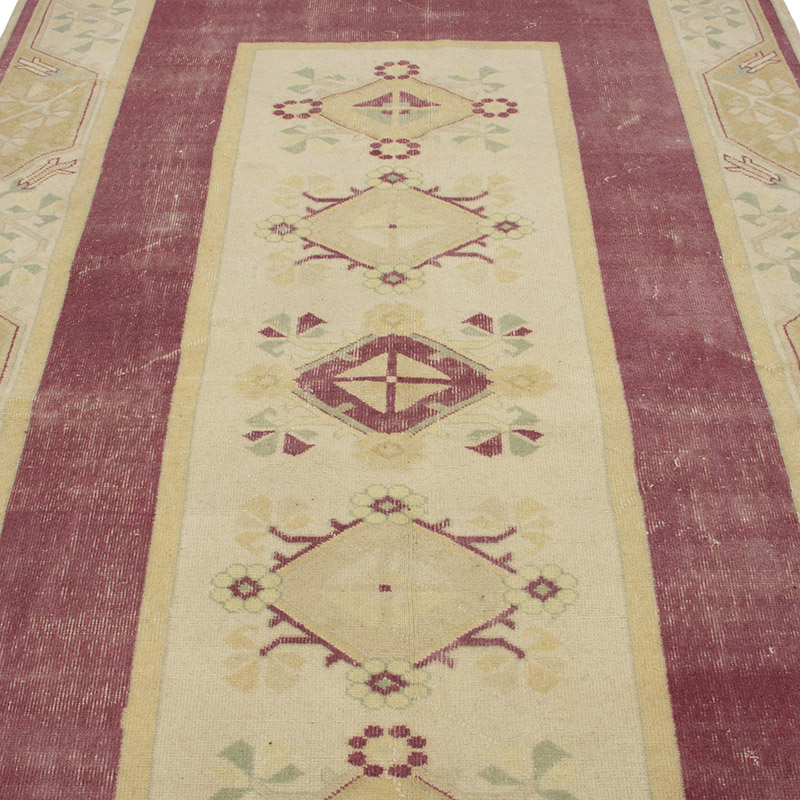 Vintage Turkish Hand-Knotted Rug - 5' 2" x 7' 11" (62" x 95") - K0090778