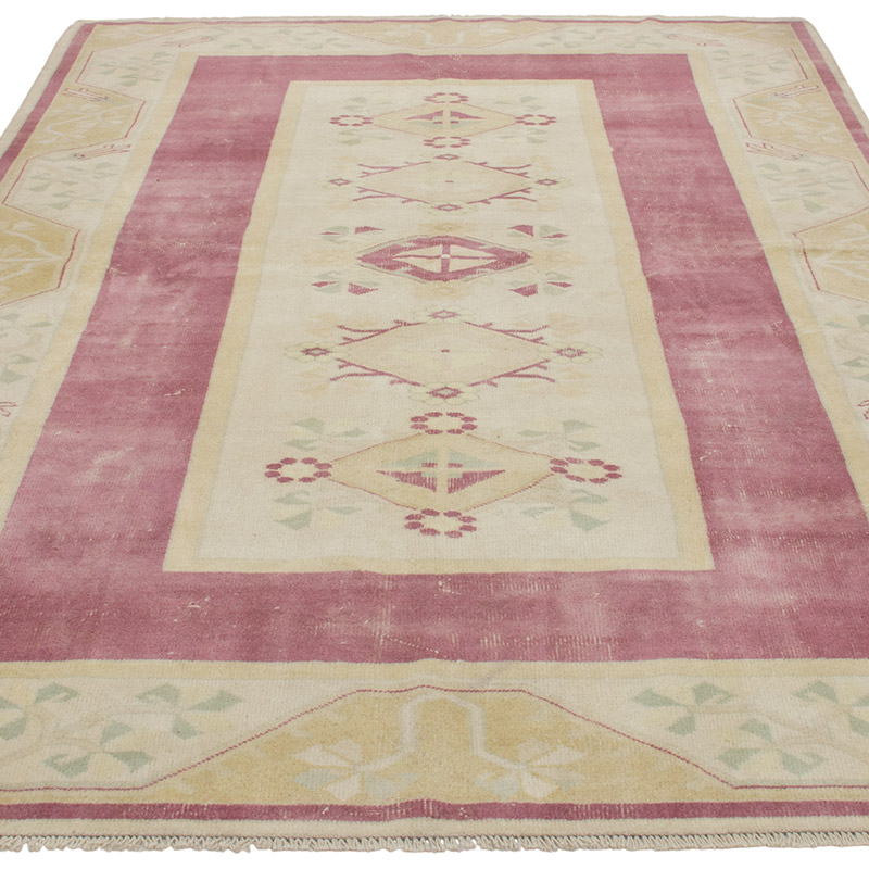 Vintage Turkish Hand-Knotted Rug - 5' 2" x 7' 11" (62" x 95") - K0090778