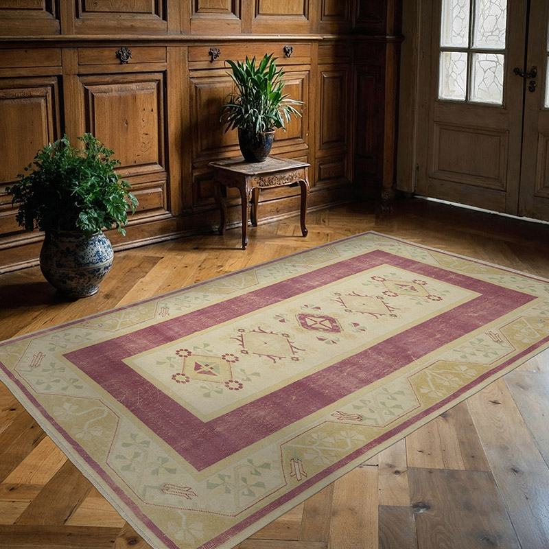 Vintage Turkish Hand-Knotted Rug - 5' 2" x 7' 11" (62" x 95") - K0090778