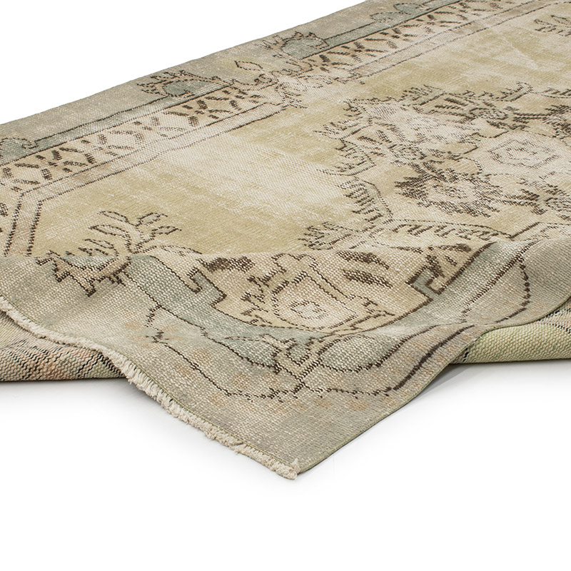 Vintage Turkish Hand-Knotted Rug - 5' 5" x 9' 1" (65" x 109") - K0090839